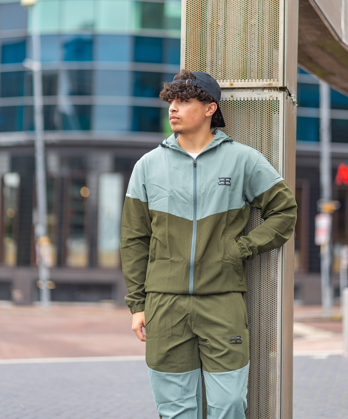 Premium Activewear Features: Inside the Verdano Tracksuit Set - ELEGANTE LONDON CLOTHING