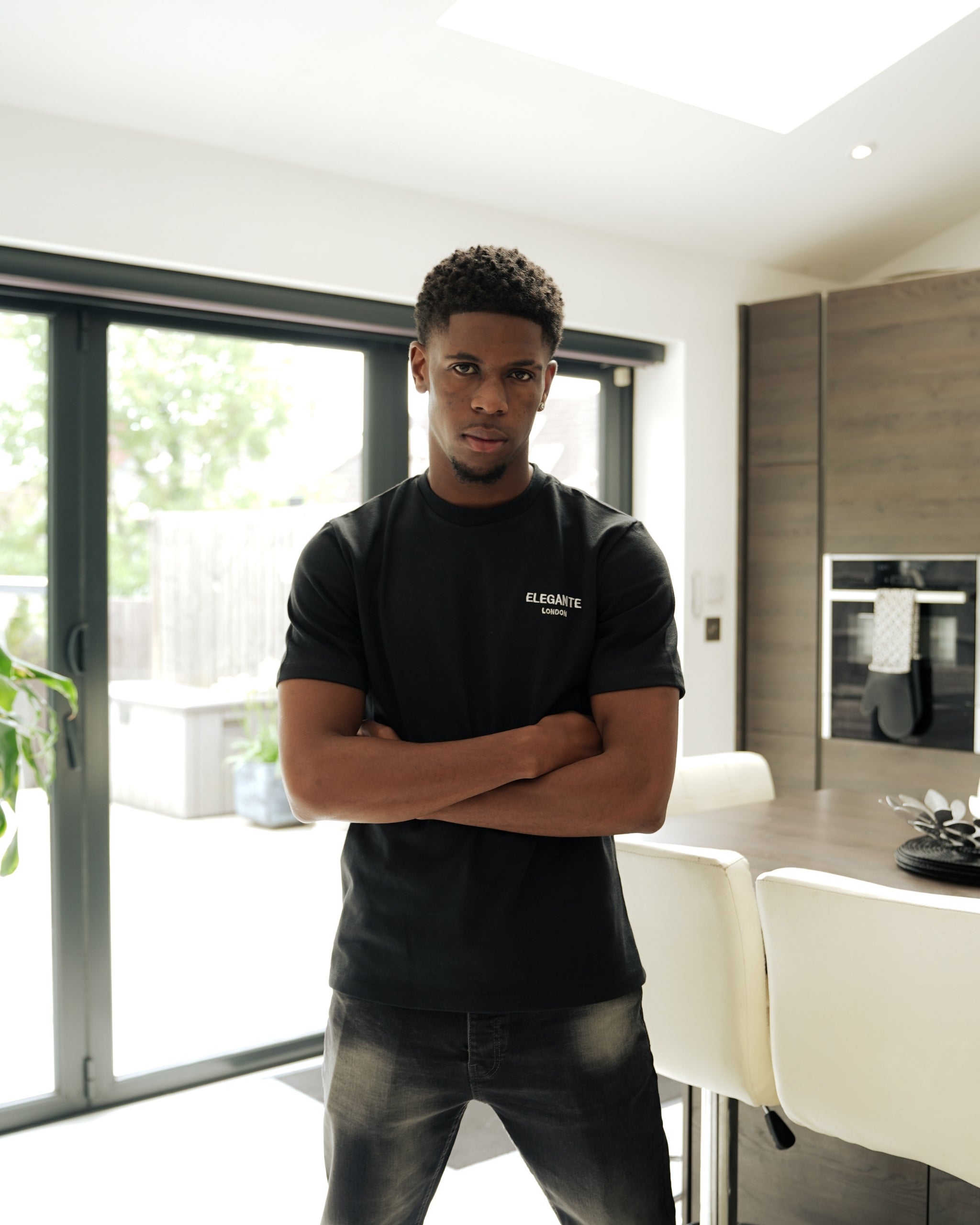 Signature Black T-Shirt-thumbmail-2