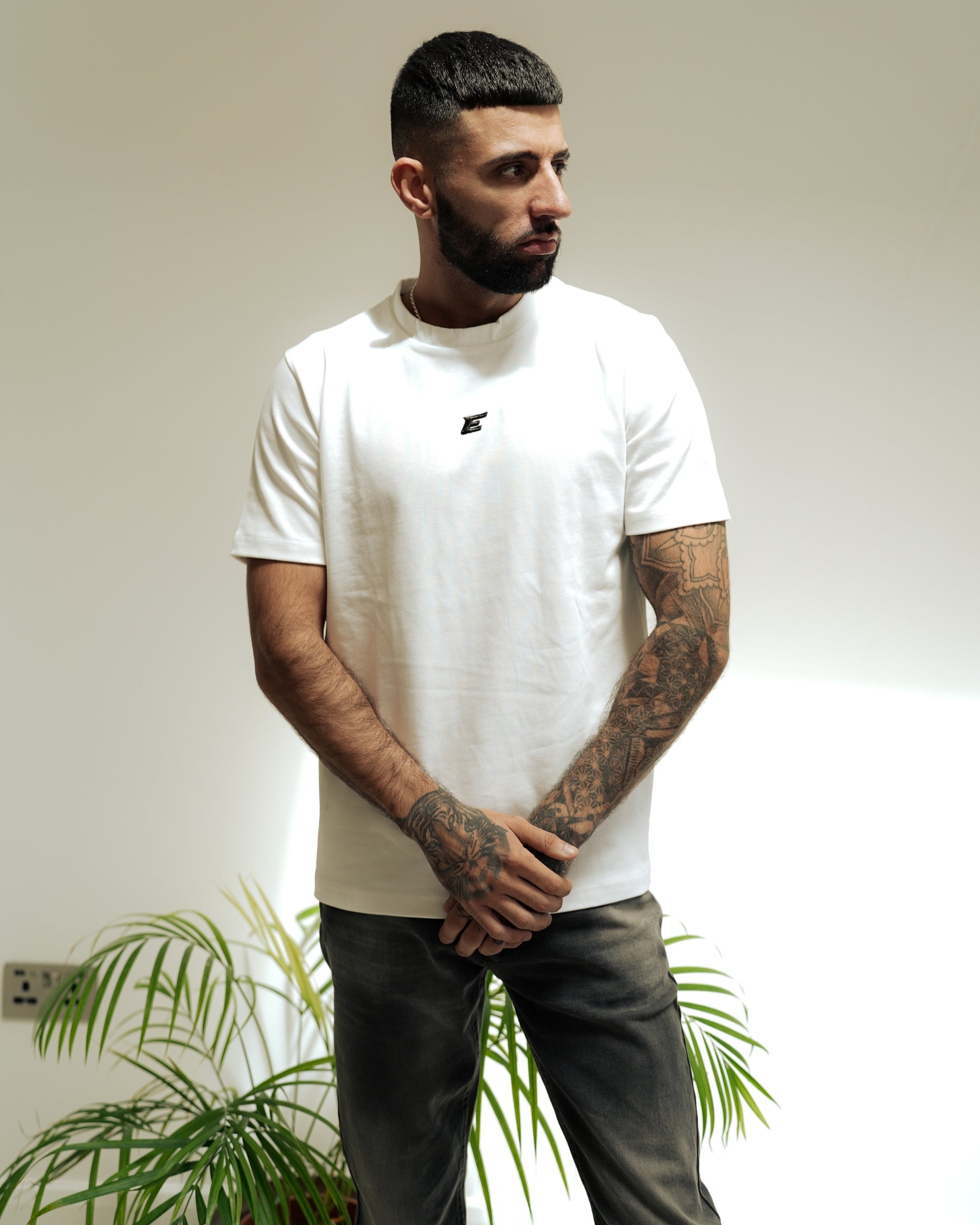 Essential White T-Shirt-thumbmail-2