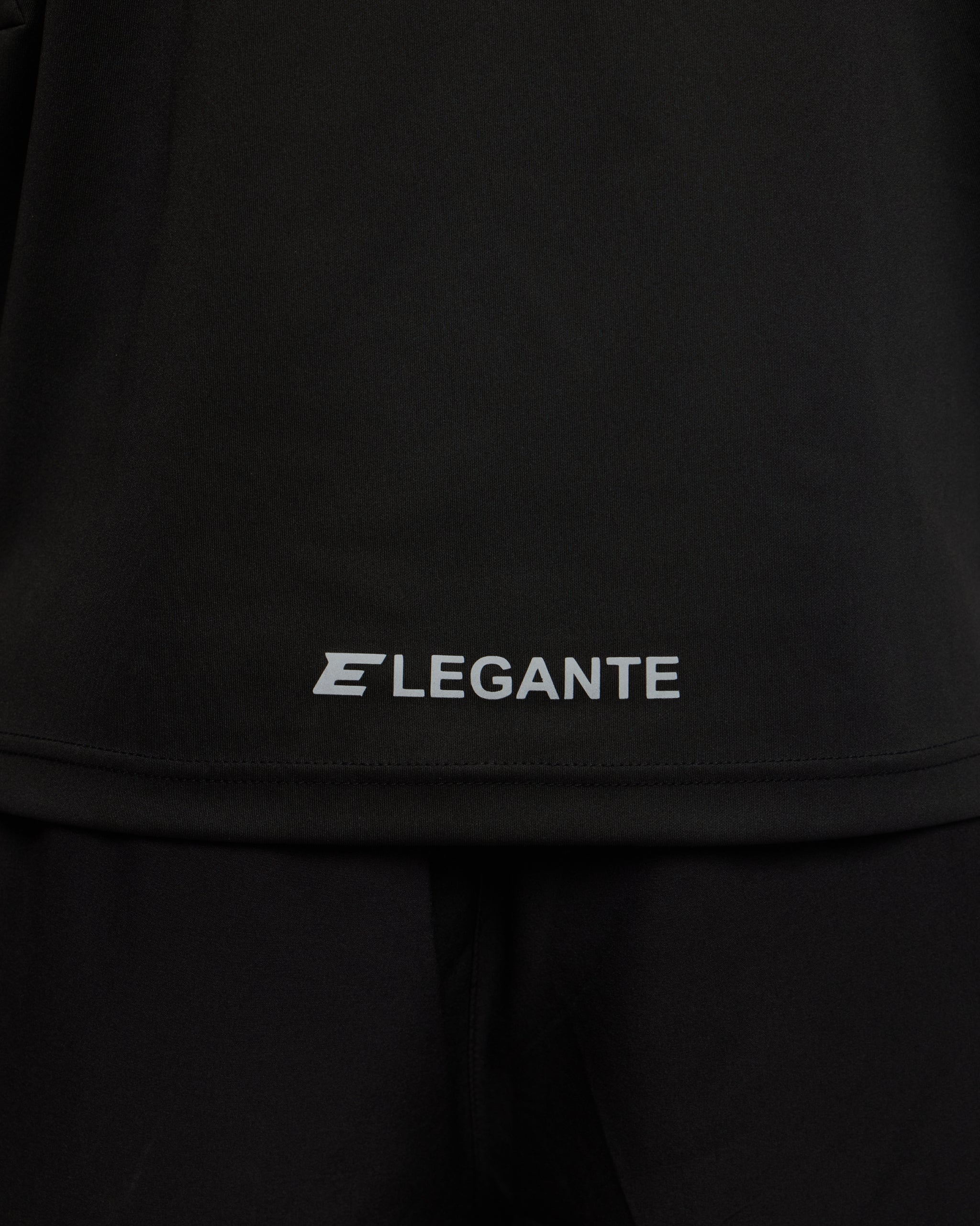 Elegante london clothing logo