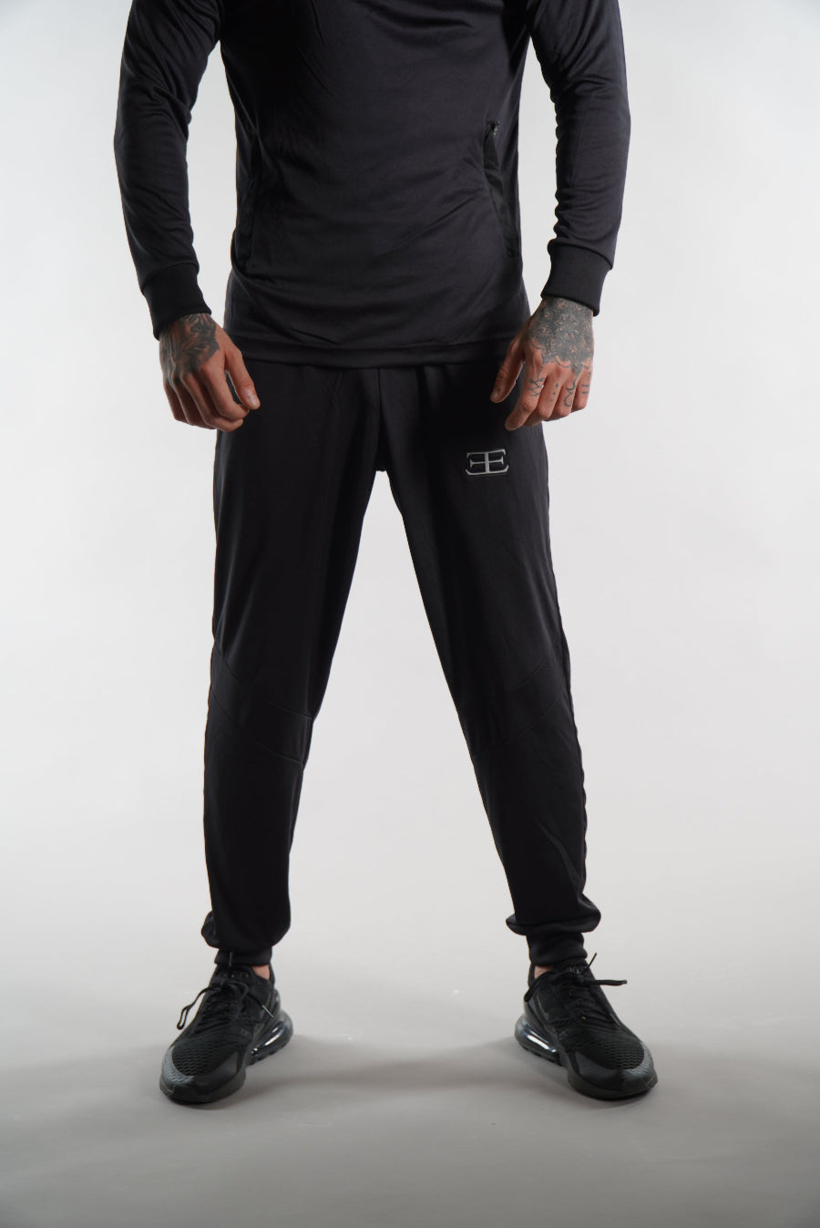 Men's Elegante black tracksuit top and joggers, sportswear, activewear, gym wear